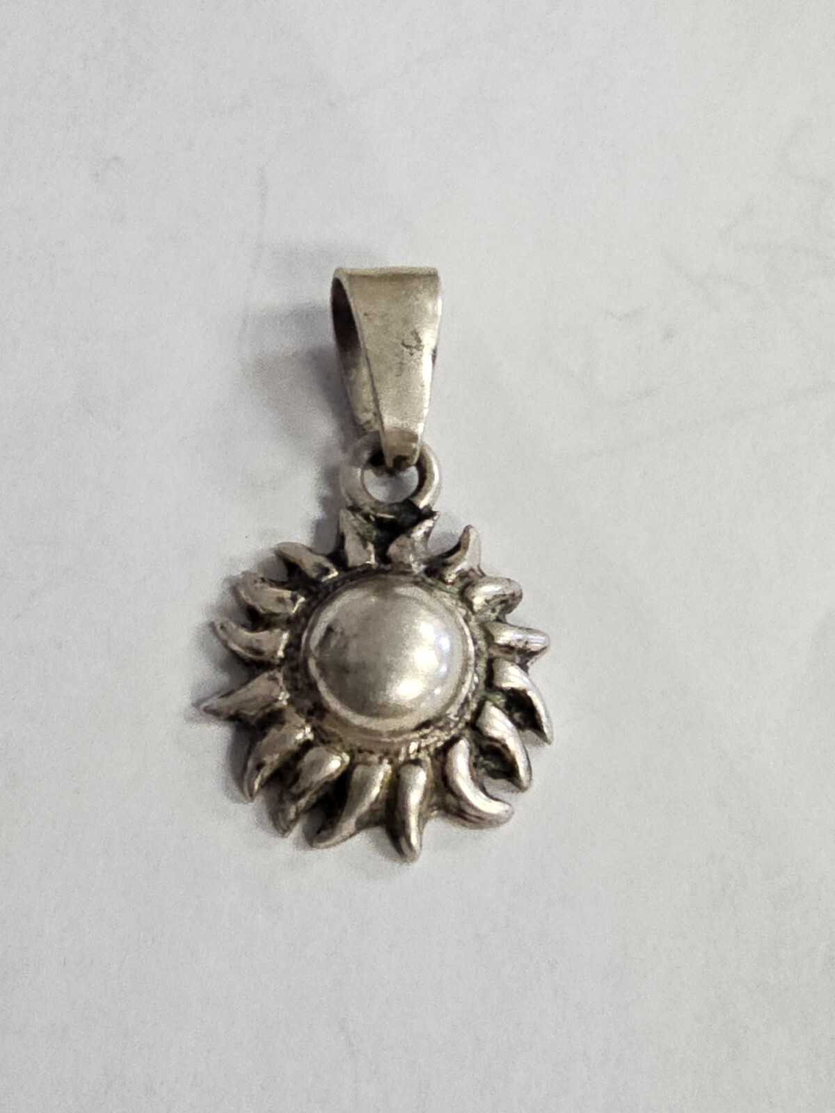 925 Sterling Silver Retro Charm Pendant Southwest Tribal Native 1″ Long 7.7 Gram