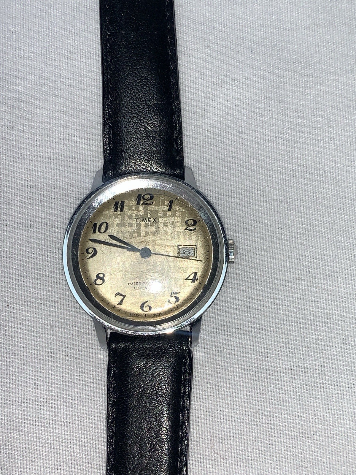 Vintage 1975 Timex Viscount Automatic Watch 35mm Rare Textured Linen Dial Works