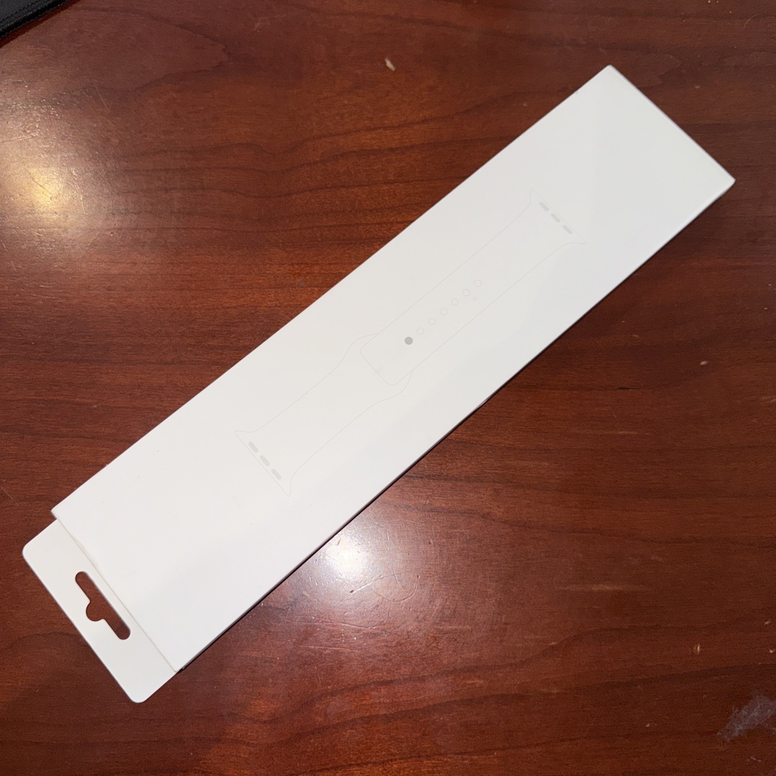 Open Box Apple Watch Band MTPK2AM/A White 44mm 45mm
