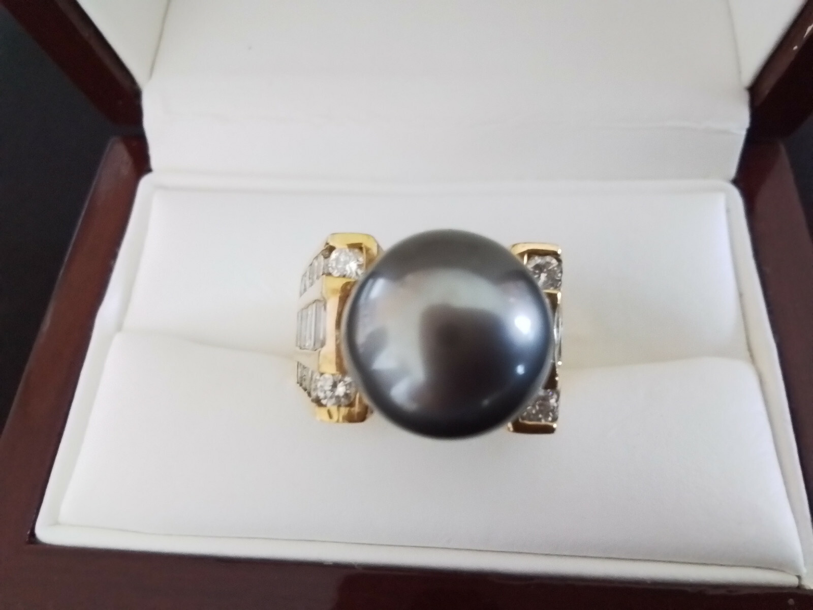 Ladies Black South Seas Pearl and Diamond Ring in an 18K Yellow Gold Setting