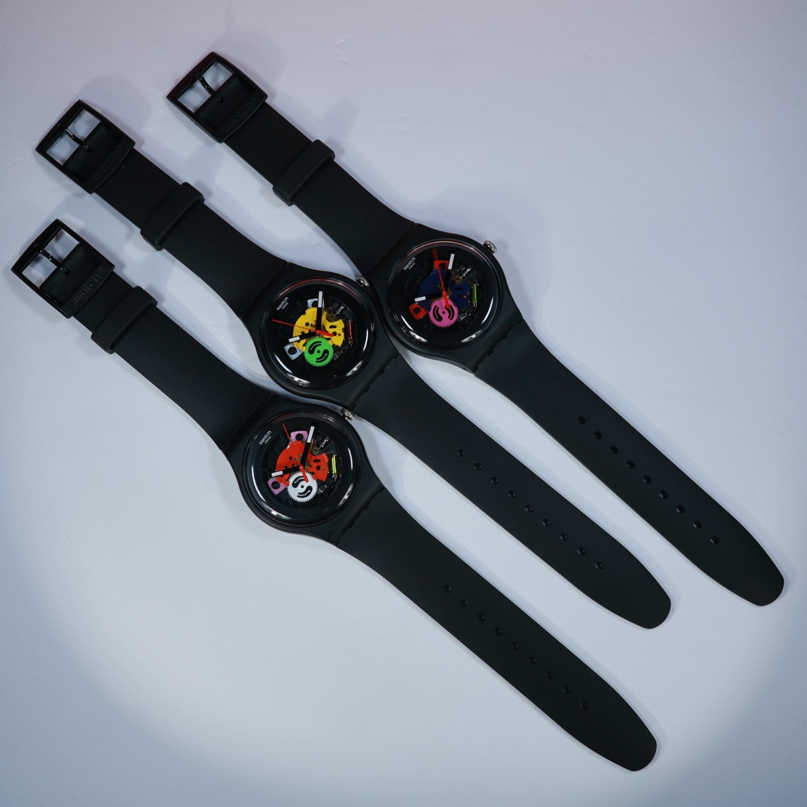 NEW Limited Swiss Made Swatch Black Lacquered SO29B107 Glowing Hands Colors 41MM