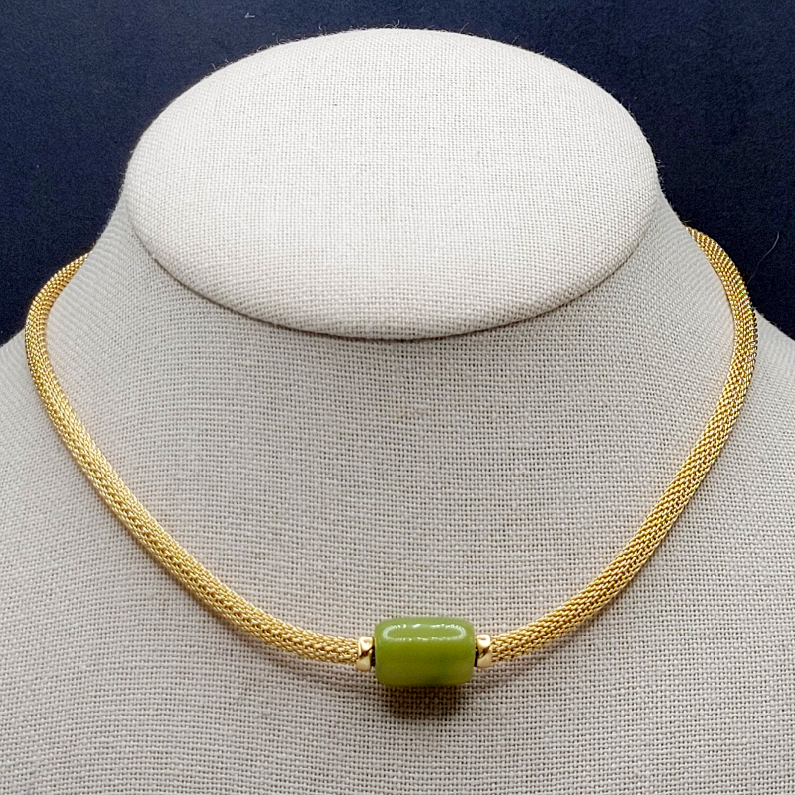 Crown Trifari Mesh Choker Necklace Lime Green Lucite Fixed Barrel Pendant 15 in