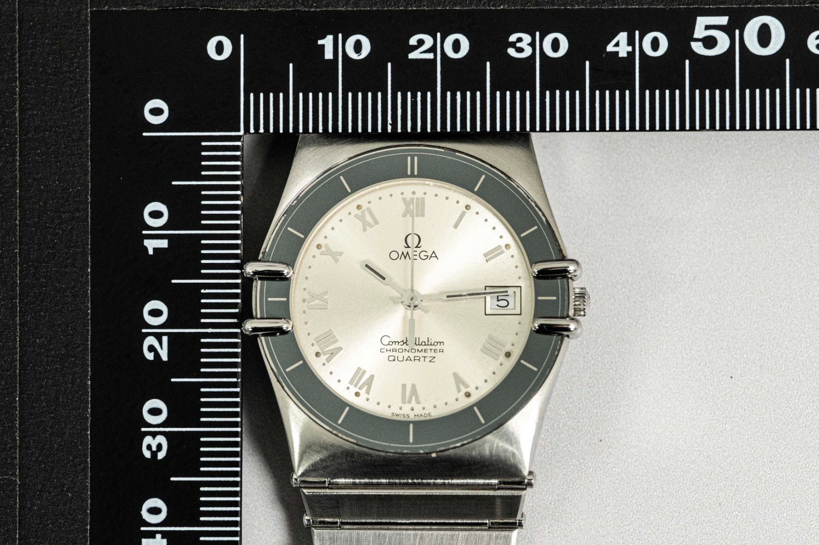 **NEAR MINT** Vintage OMEGA Constellation Cal.1431 Quartz Chronometer Roman Mens