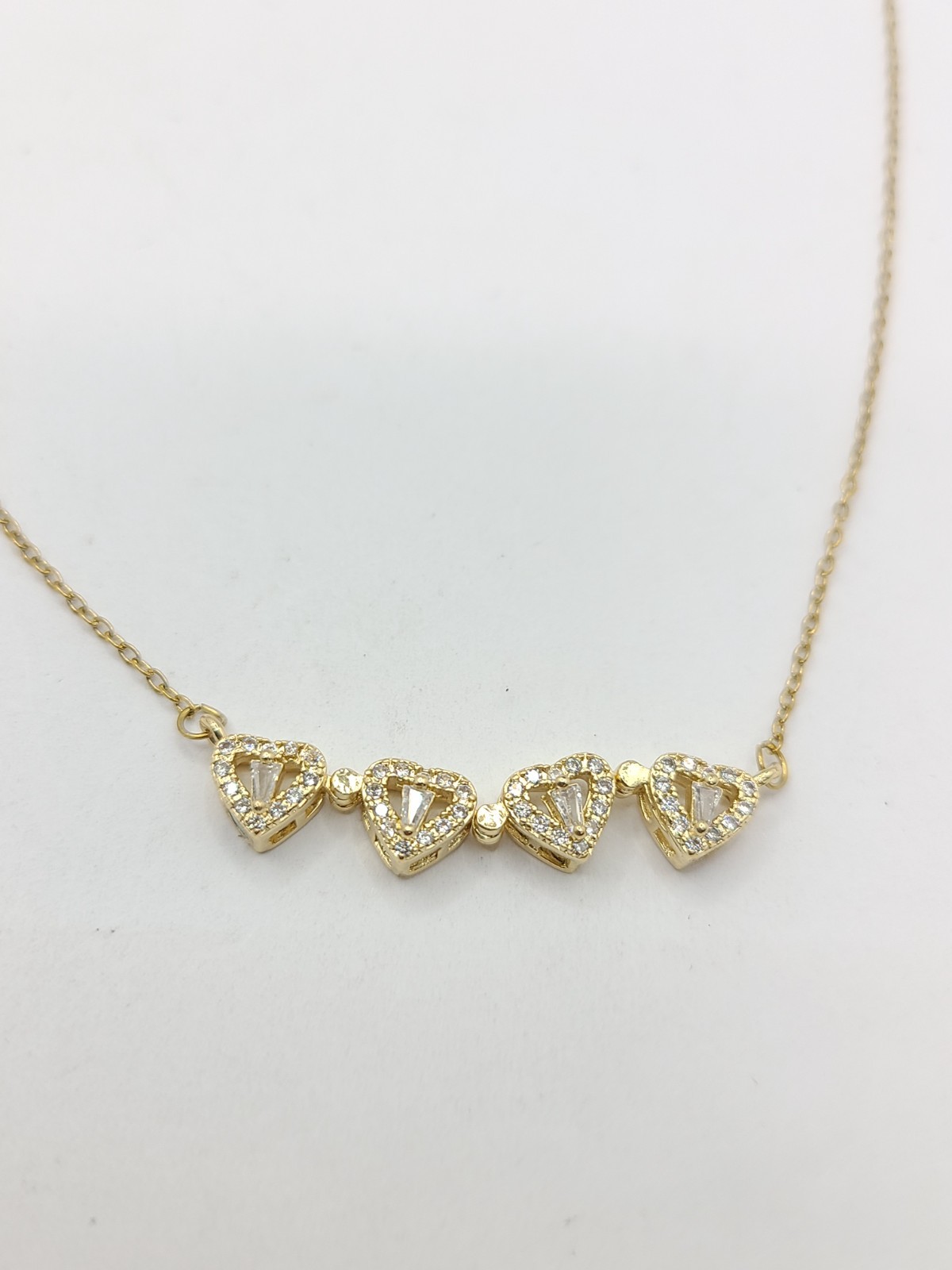 Helloice Micro Pave Magnetic Four-Heart Clover Deformed Necklace 18k Gold Plated