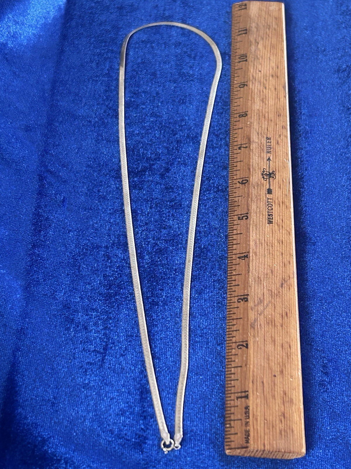 Vintage Sterling Silver Herringbone Chain Necklace 22.5 In (2 Slight Indents)