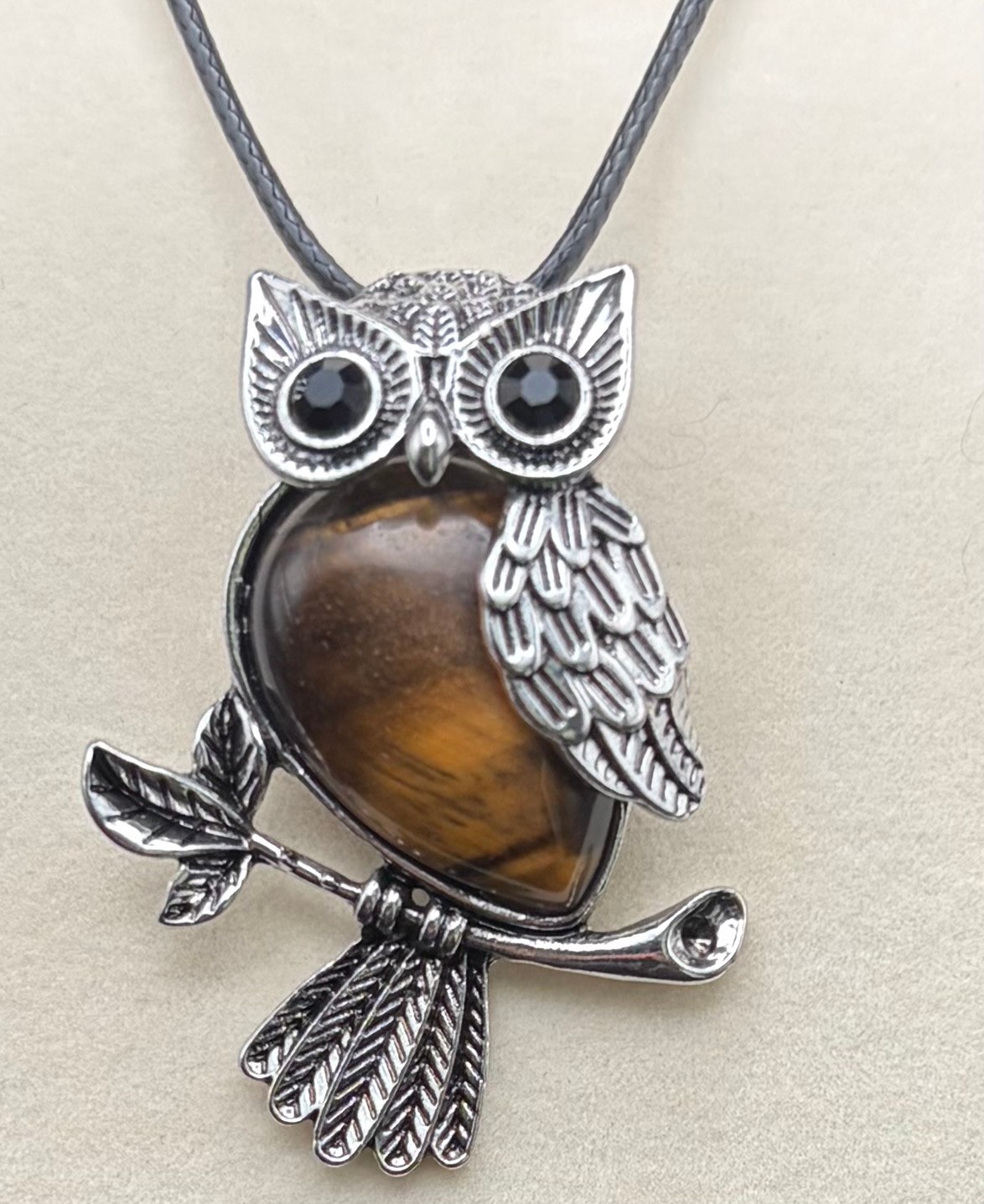 Natural Tigers Eye Owl Pendant Necklace 21″ Waxed Cord Chakra Healing Stone NEW