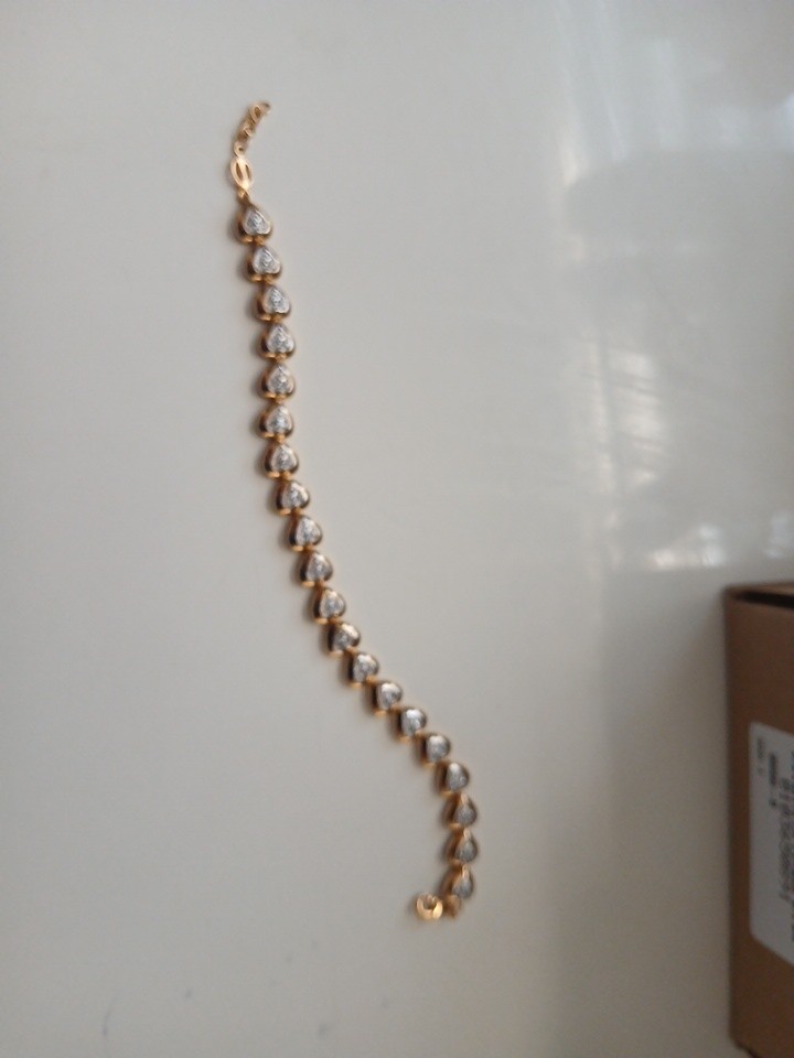 Womens 18k Yellow Gold Plated Diamond Hearts 7.5 inch Designer Bracelet