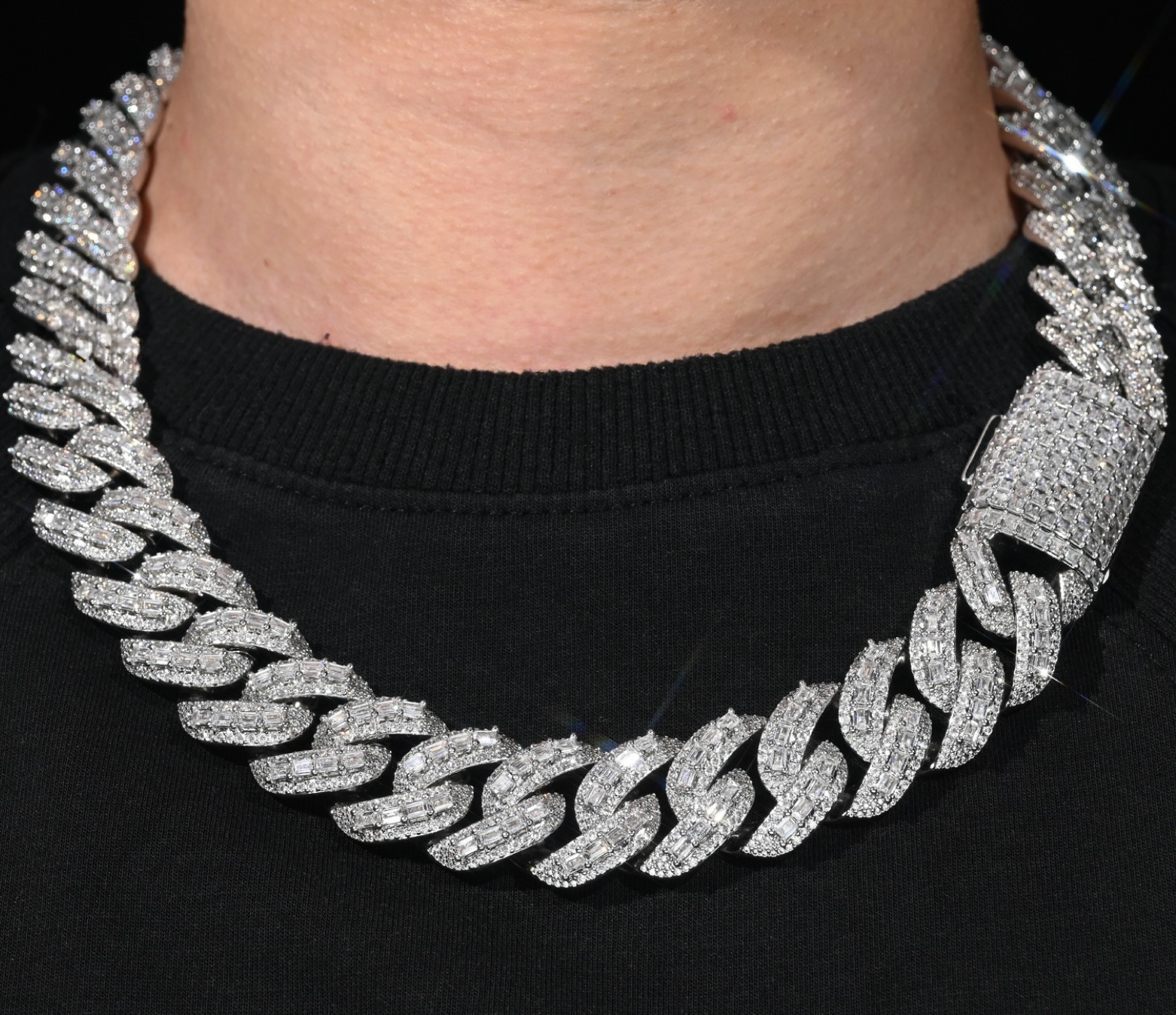 20MM Silver Plated, VVS Moissanite Baguette Cut Raised Pointer Cuban Link Chain