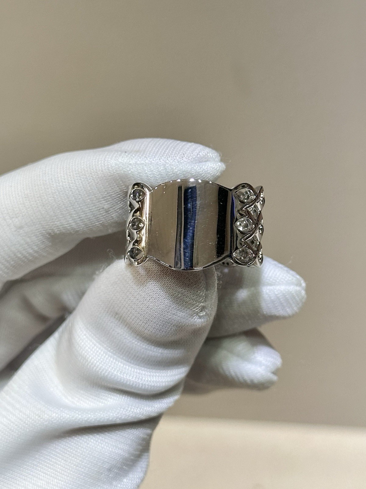 Wide Diamond Band Ring 18K White Gold Approx. 1.50 CTW