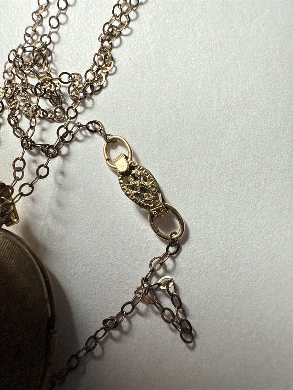 Necklace Pretty Locket Gold Filled ? Victorian Pretty Lady 100 Years Left Facing