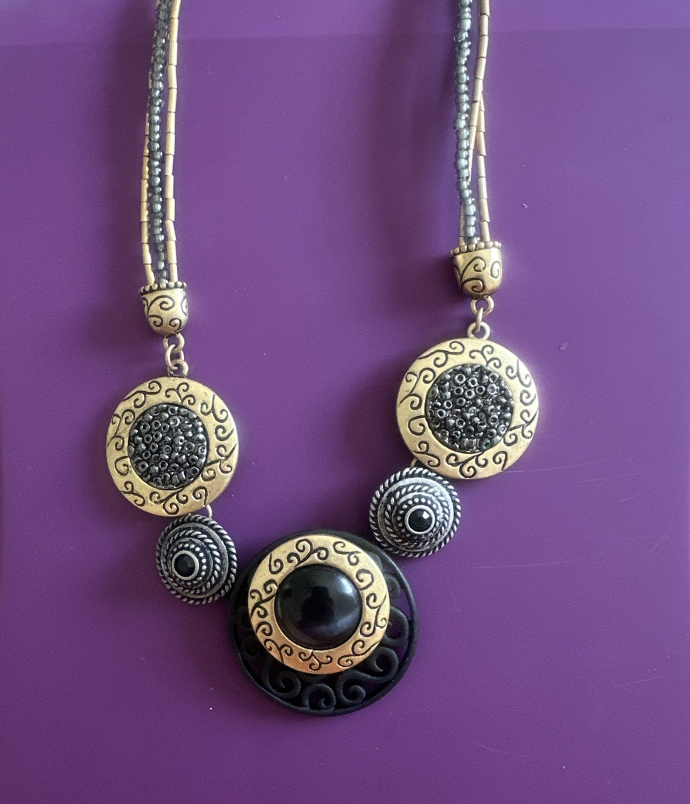 CHICOS BLACK & GOLD TONE NECKLACE W/ ETCHED BEADS PATTERNED MEDALLION FREE SHIP
