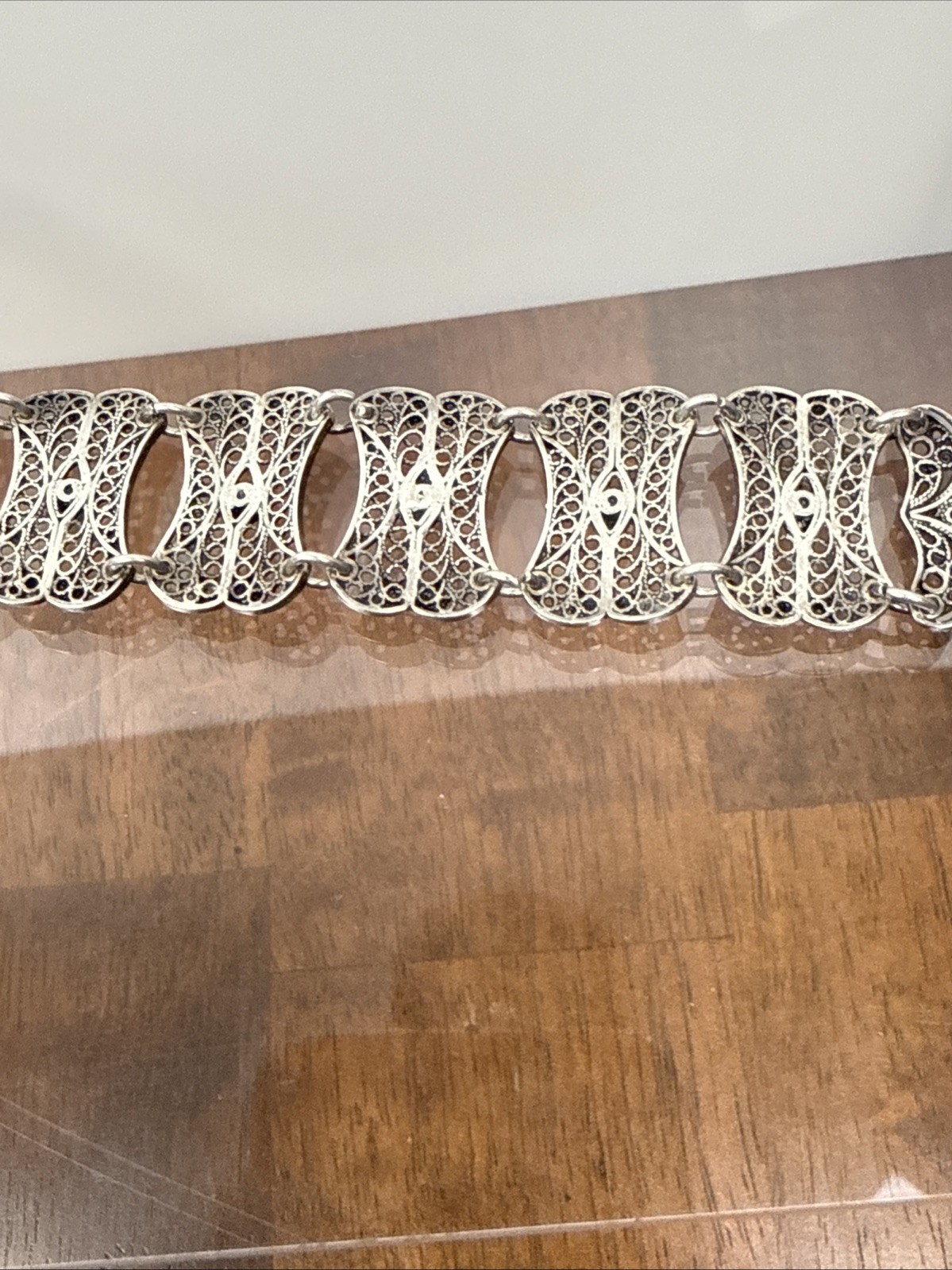 925 Silver Turkish Panel Bracelet. 7.75-8.75in Long. ~1 inch Wide. E5