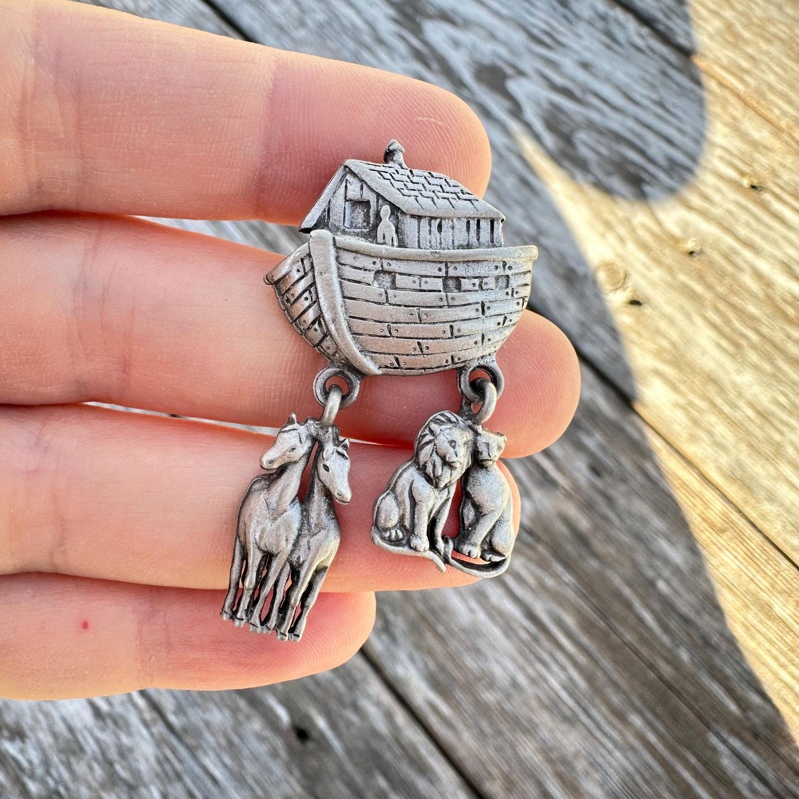Vintage Jewelry Noahs Ark Brooch Pin