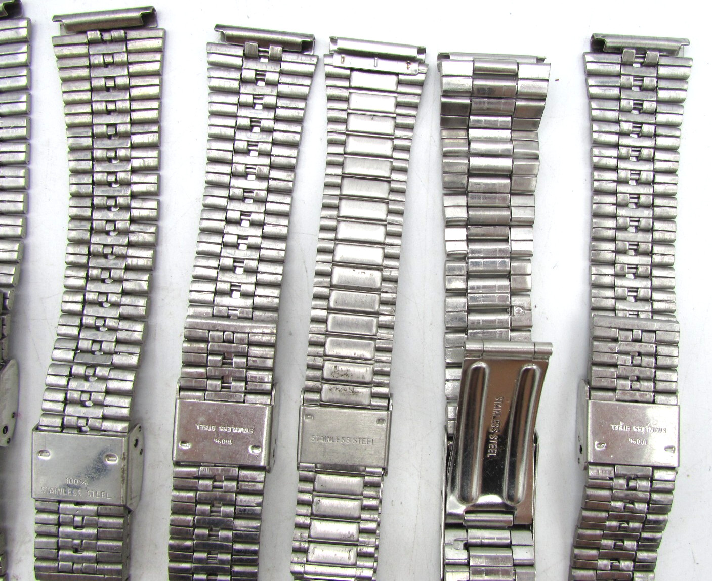 MENS 18-20mm STAINLESS STEEL ENBRANDED? WRISTWATCH BANDS PARTS OR REPAIR LOT W66