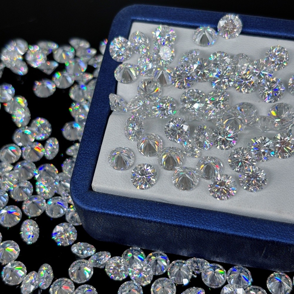 Beautiful Gemstone Loose Moissanite 0.7mm-4.0mm 100pcs Round Super White D Color