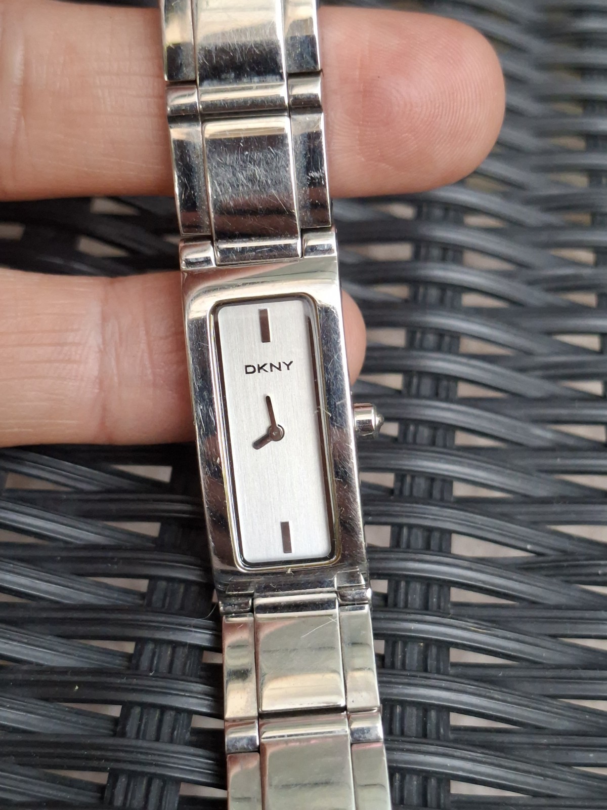 DKNY NY-3167 dress style silver tone ladies watch
