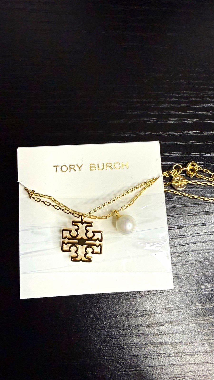 Tory Burch Gold Tone Cable Chain Necklace Logo Charm Pendant White Pearl