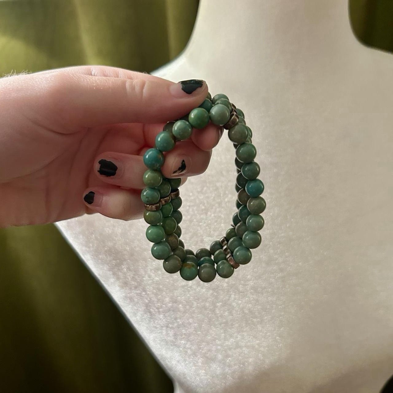 Green Turquoise Round Stone Bead Wrap Bracelet Multi-Strand Stretch Silver Tone