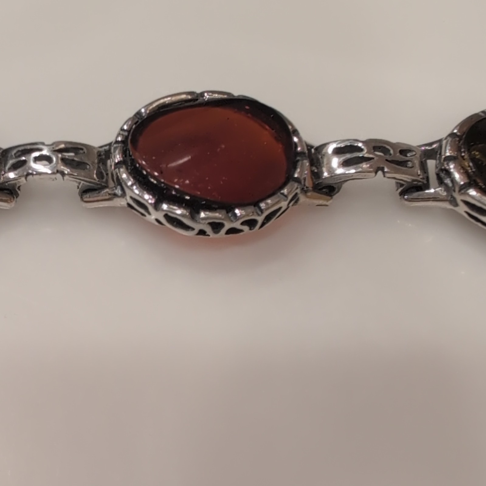 925 Sterling Silver Link Bracelet Oval Cabochon Bezel Red Stones 8 in