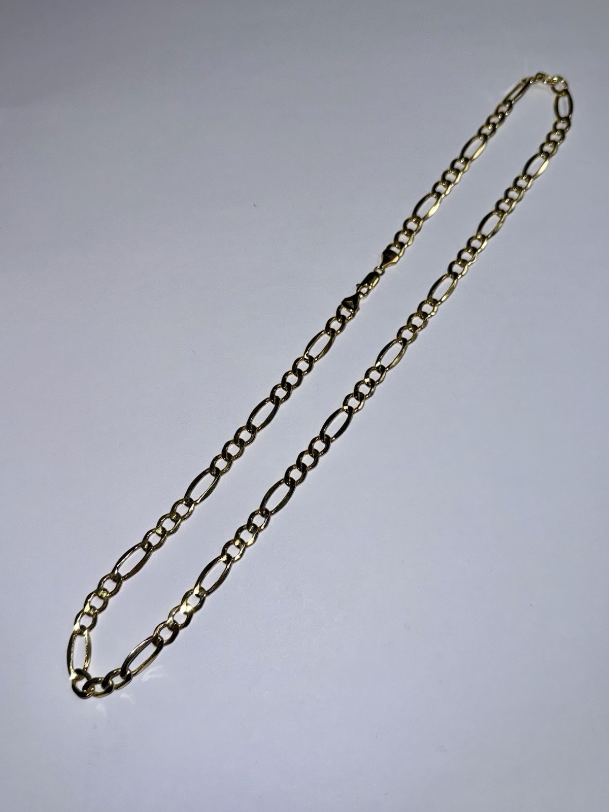 ESTATE Solid 10K Gold 6.7mm Figaro Chain Necklace 22”