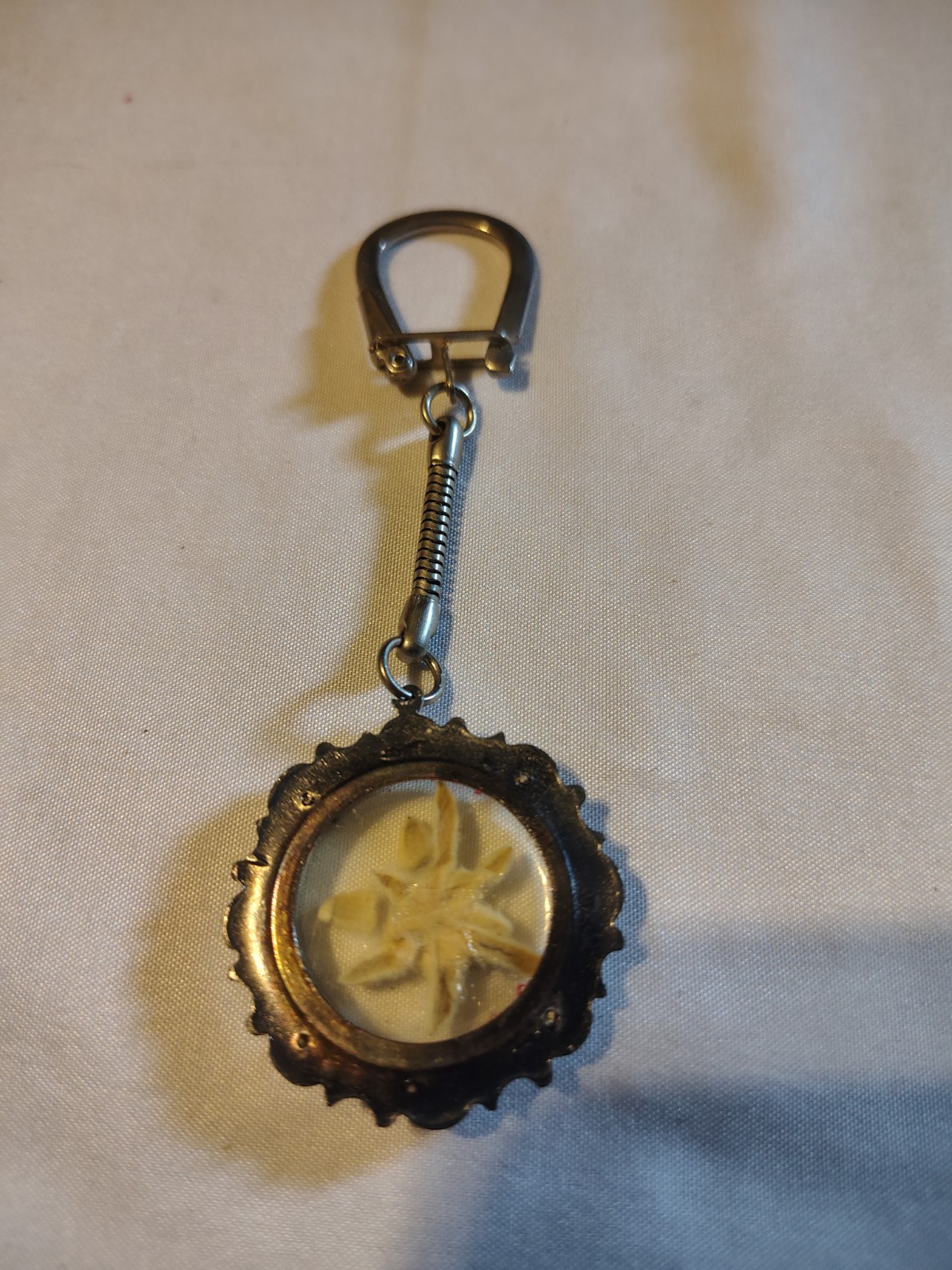 Vintage! Edelweiss Pressed Flower Brooch & Keychain Germany Souvenir