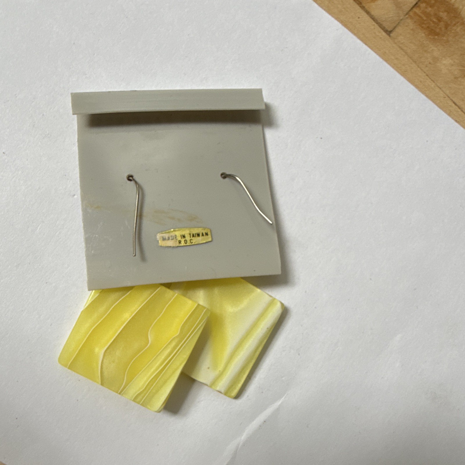 Yellow Square Dangle Drop Earrings Plastic No Stone 2in Hook Taiwan