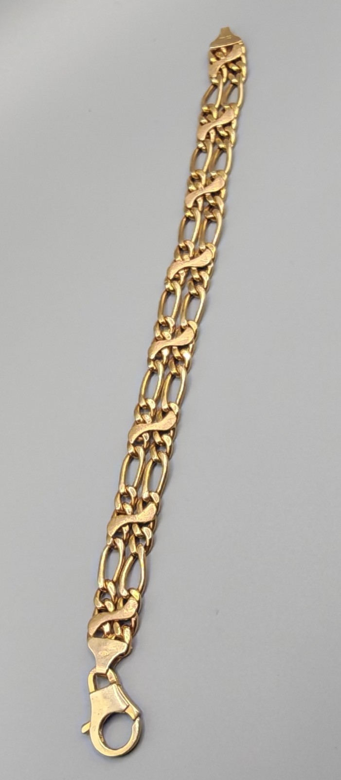 Unoaerre Double Figaro Bracelet With Textured Links Can Be Worn 2 Ways 12.8 Grms