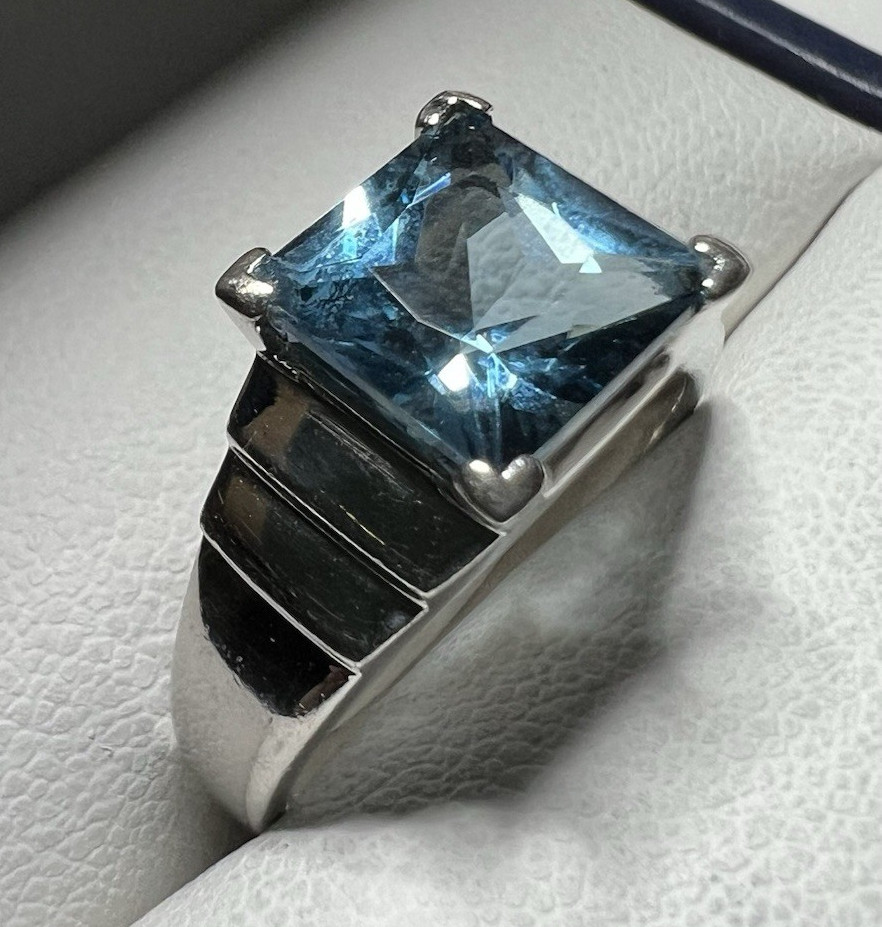 Vintage Sterling Silver 925 Signed Square Blue Topaz Prong Set Ring, Size 7.5
