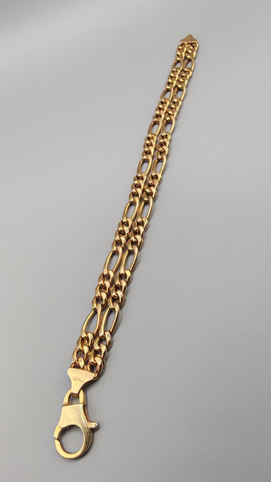 Unoaerre Double Figaro Bracelet With Textured Links Can Be Worn 2 Ways 12.8 Grms