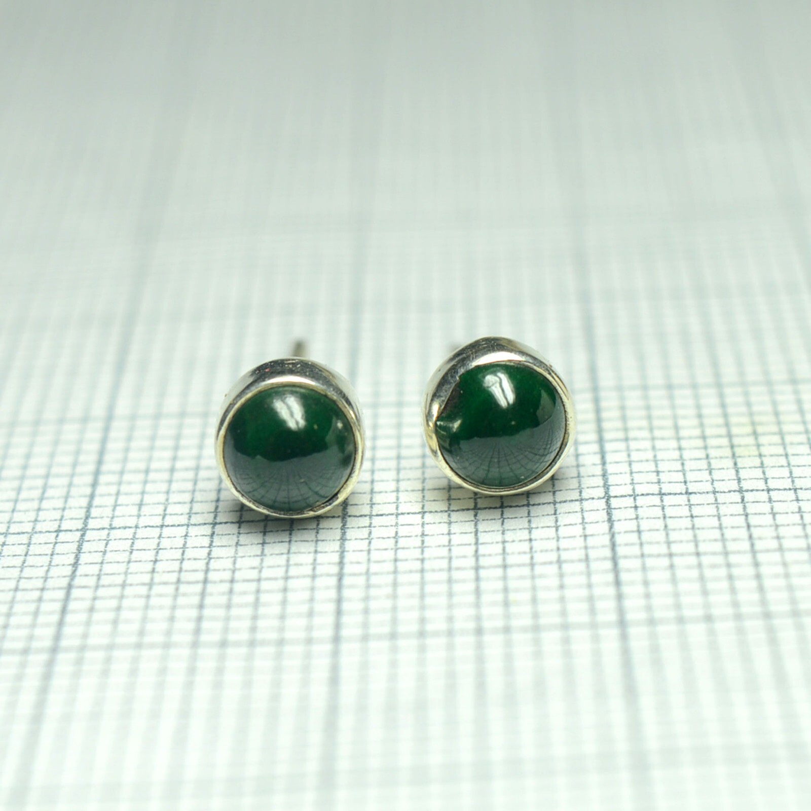 Natural Malachite Round Stone 925 Sterling Silver Women Handmade Stud Earrings