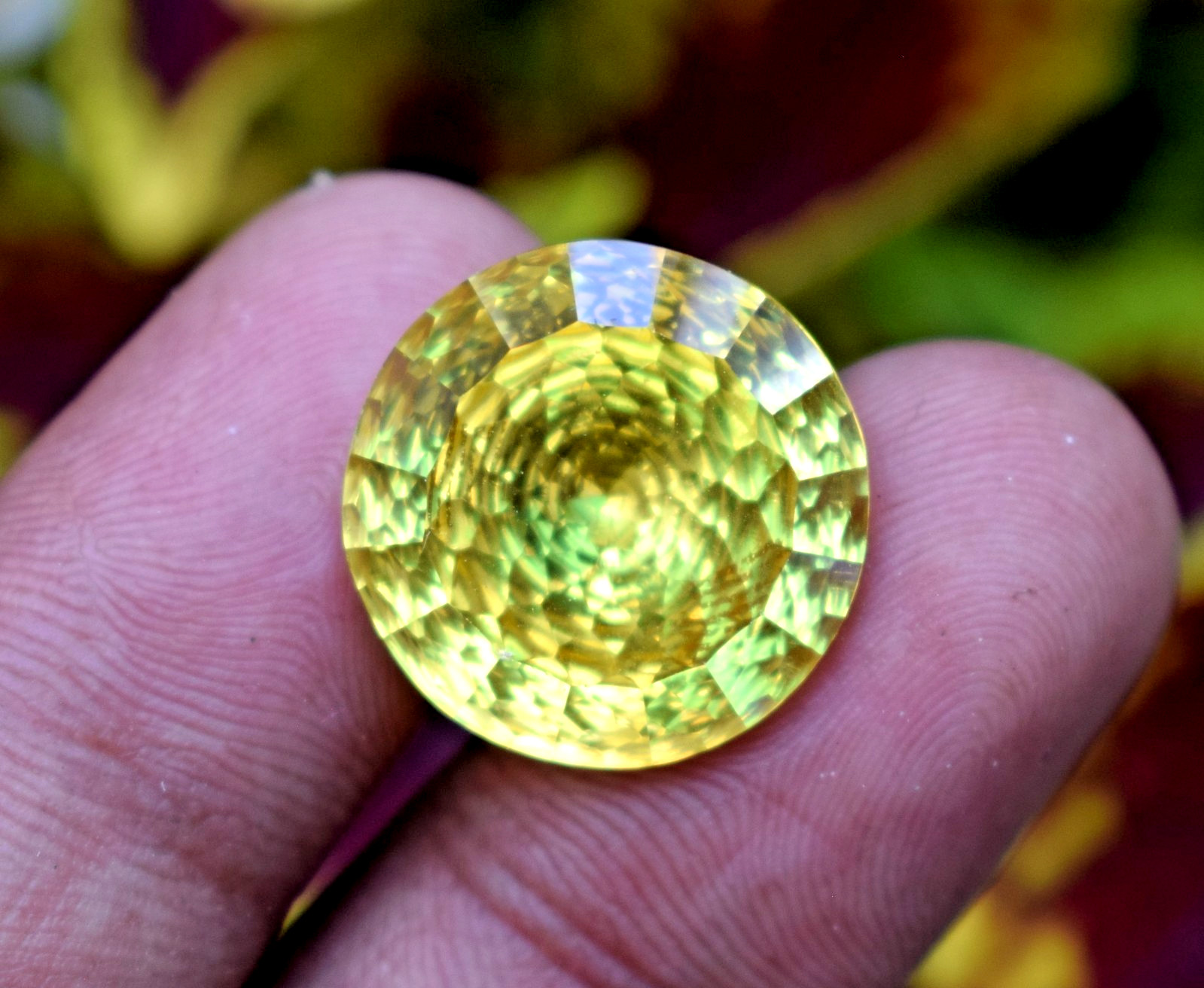 25 CT Natural Yellow Sphene Master Round Cut Certified Loose Gemstone Rare Find