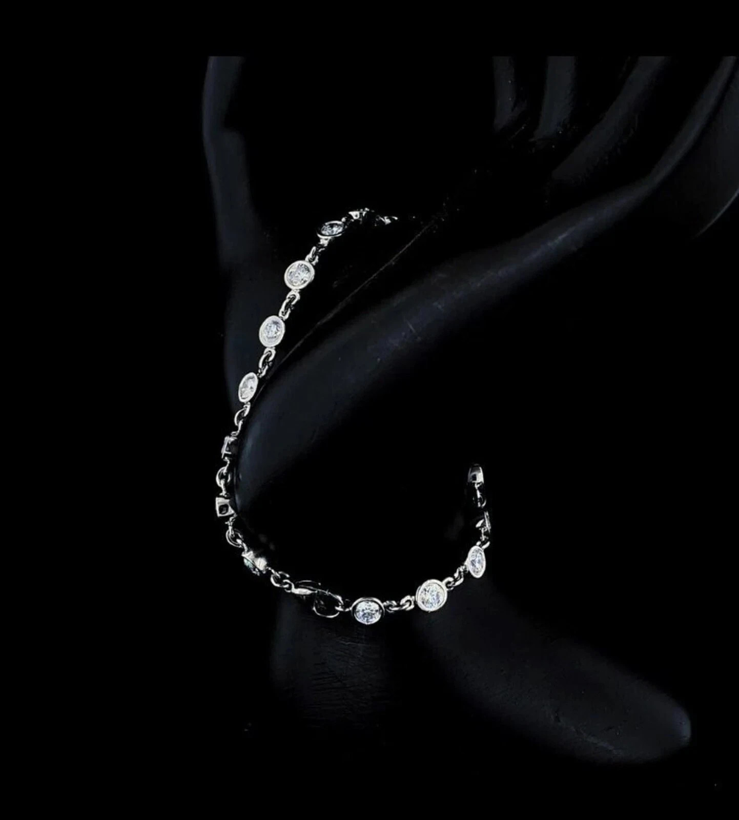 14k White Gold Plated 7Ct Lab-Created Diamond Round Cut Bezel Tennis Bracelet