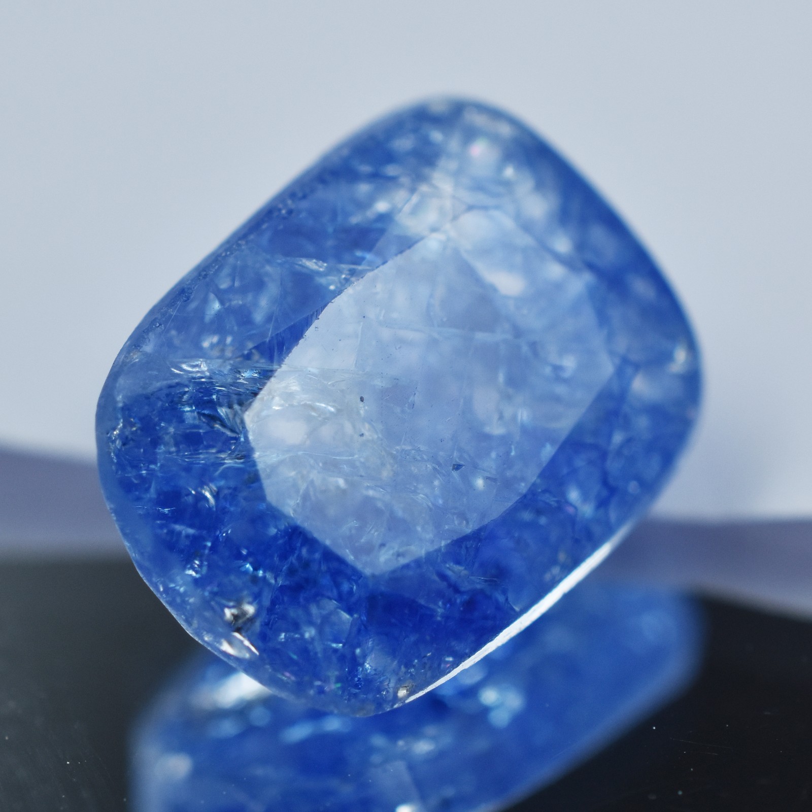 Natural CERTIFIED Blue Sapphire 6.80 Carat Cushion Shape Loose Gemstone