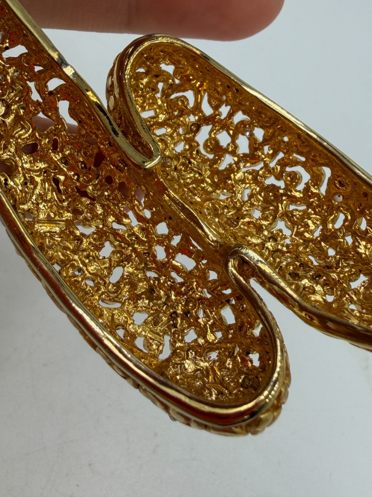 Vintage Bracelet Bypass Chunky Goldtone Hinged Chunky 6.5 in 90s Glamour Look