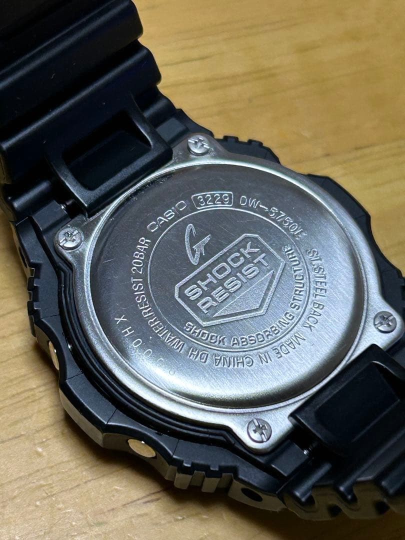 casio G-SHOCK G-Shock DW-5750E Inverted LCD Good operation