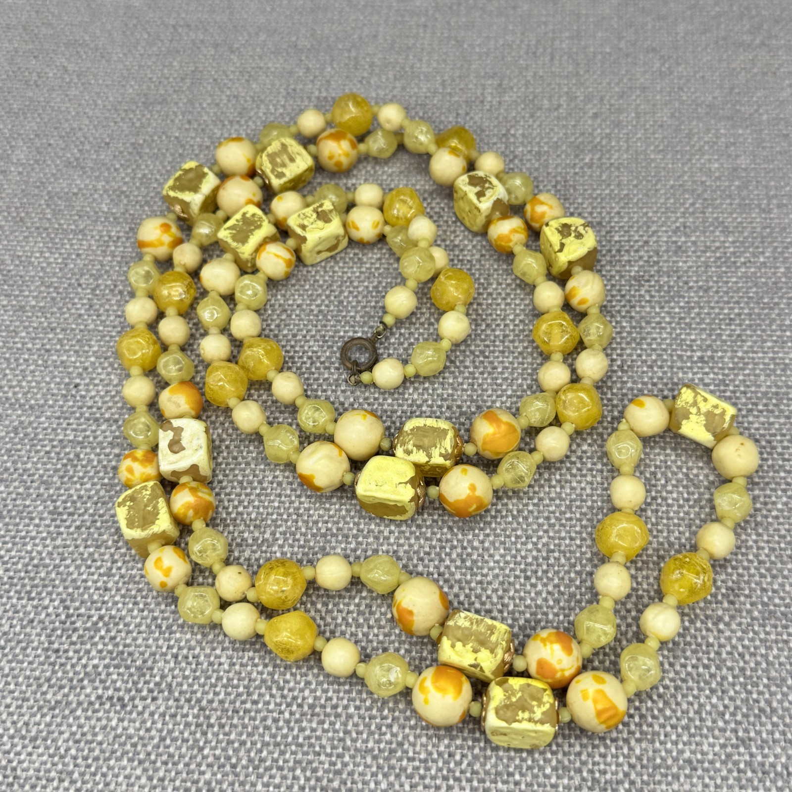 Vintage Necklace Mottled Acrylic Lucite Beads Yellow Green Opera Length 51 Inch