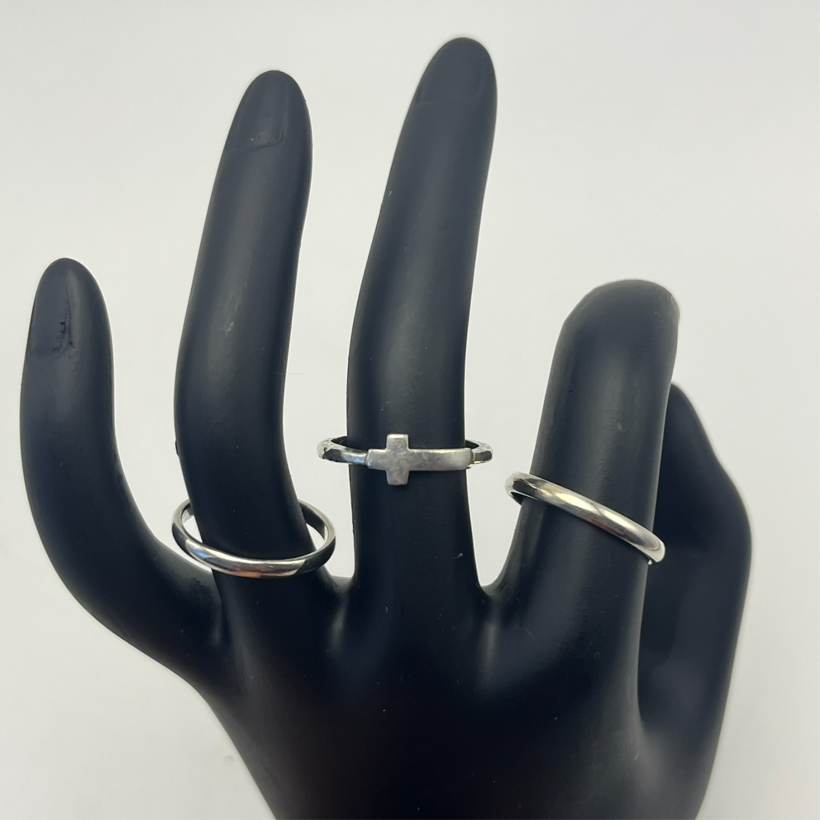 Sterling silver 3 set of rings features a smooth polished marked 925 Size 7-7.5