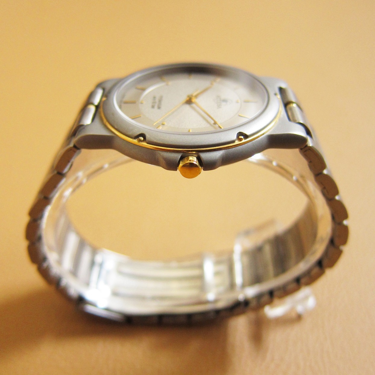 CITIZEN Attesa 4630-E62151 Men’s Full Titanium Quartz Watch (MADE IN JAPAN)