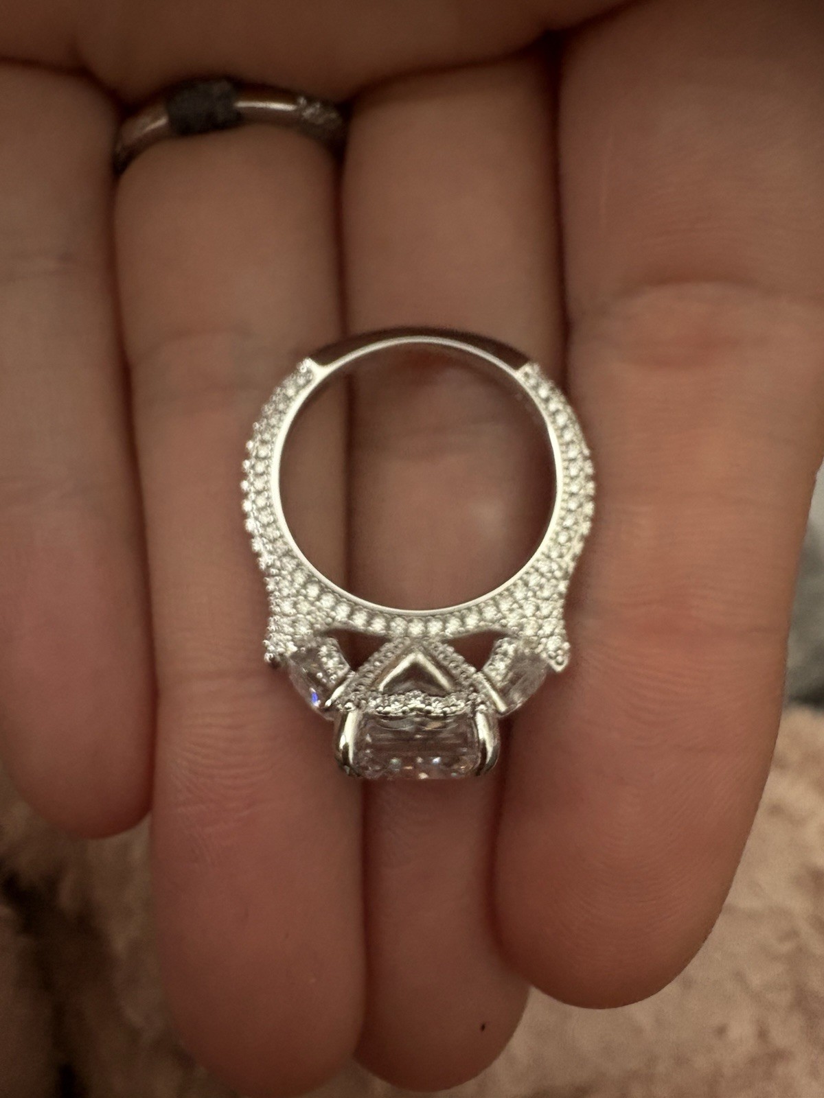 Louily Radiant Cut 3-Stone Ring l Size 6 | 925 Sterling Silver | brand new