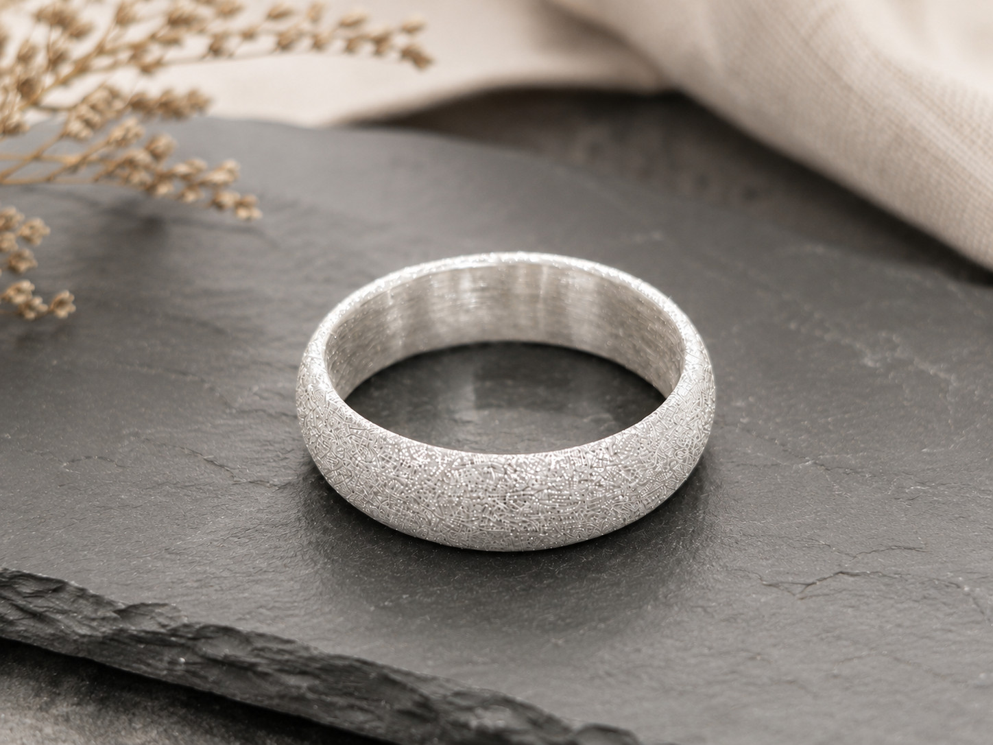 Handcrafted 999 Fine Silver Ring • Comfort Fit Band width 4mm • Engravable