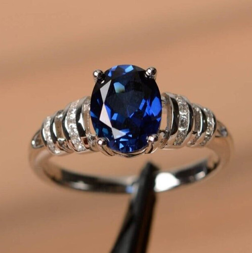 Glossy Ring For Valentine Gift 925 Silver Plated Rings 2.20Ct Simulated Sapphire