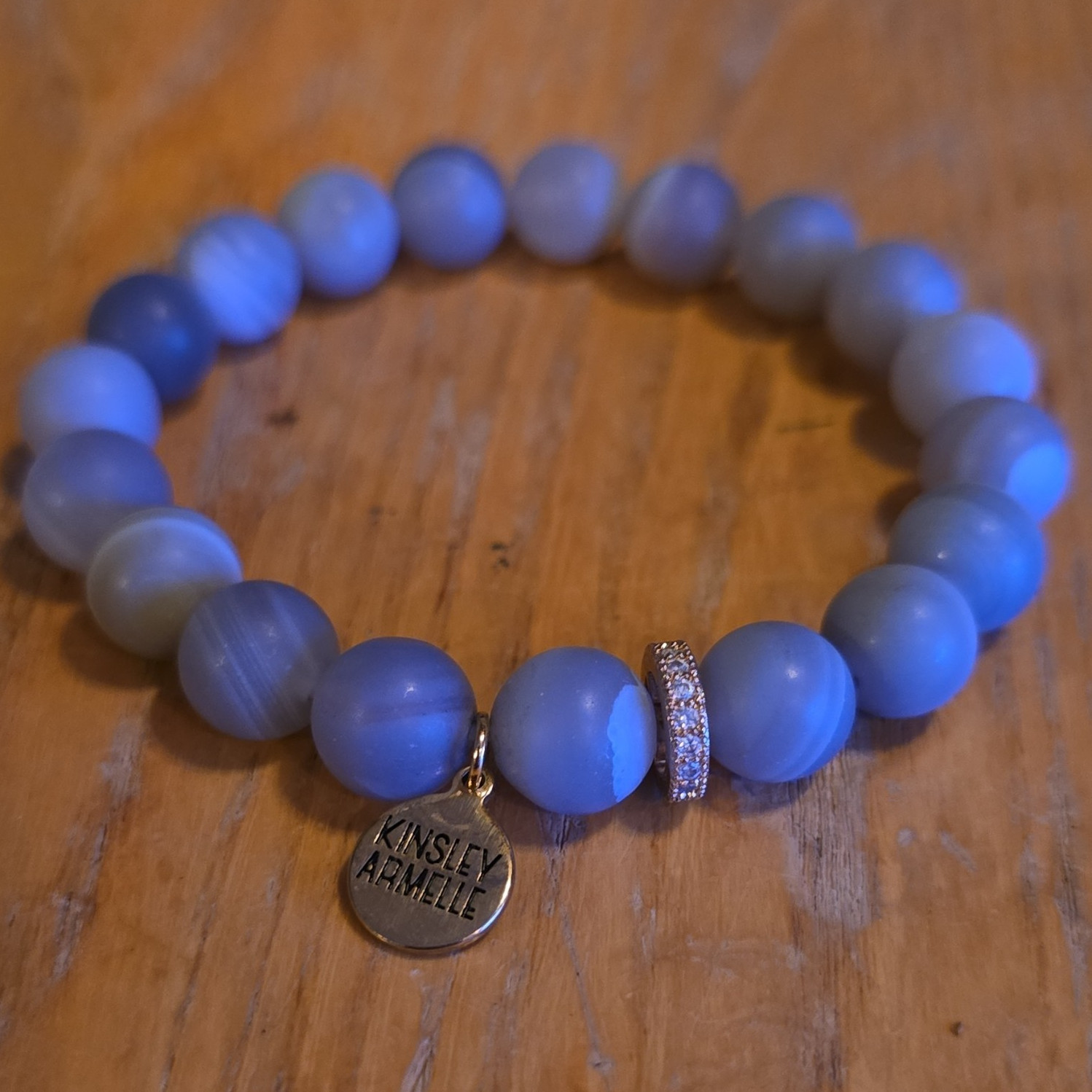 Kinsley Armelle Gray Agate Beaded Stretch Bracelet Dangle Charm Signed Stack