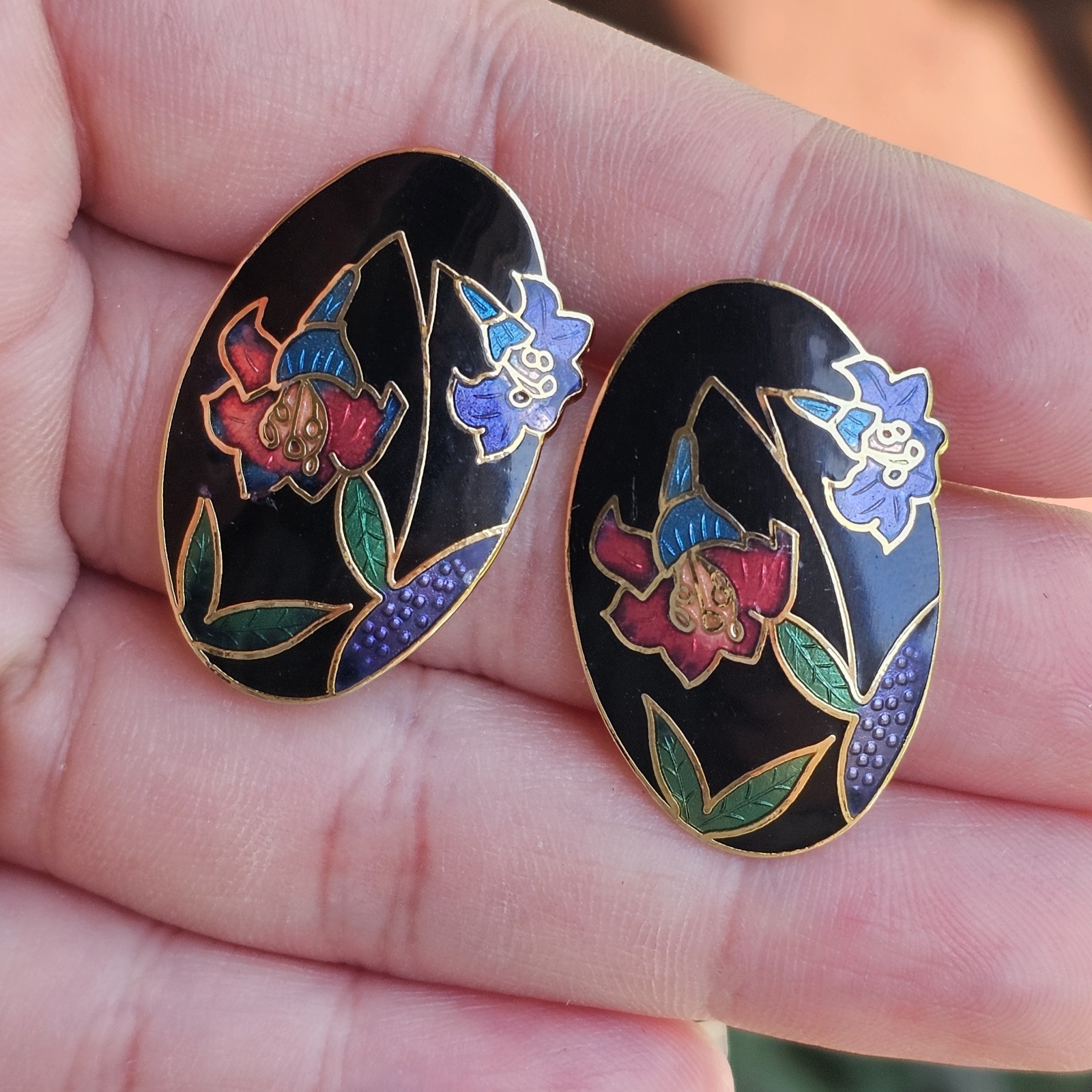 Vintage Cloisonne Enamel Lily Flowers Earrings Gold Tone Stud