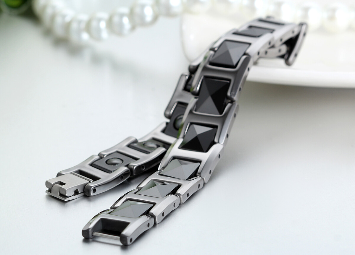 Silver Tungsten Carbide Black Ceramic Link Men’s Magnetic Healthy Bracelet