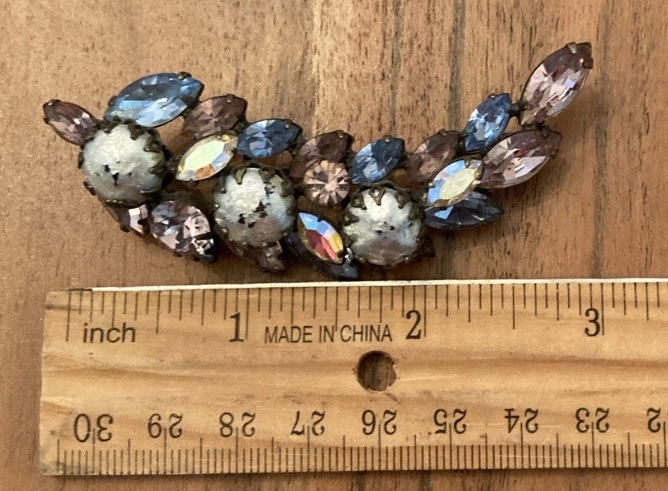 Signed Vintage Regency Pink Blue White Art Glass Rhinestone Brooch Pin | J811