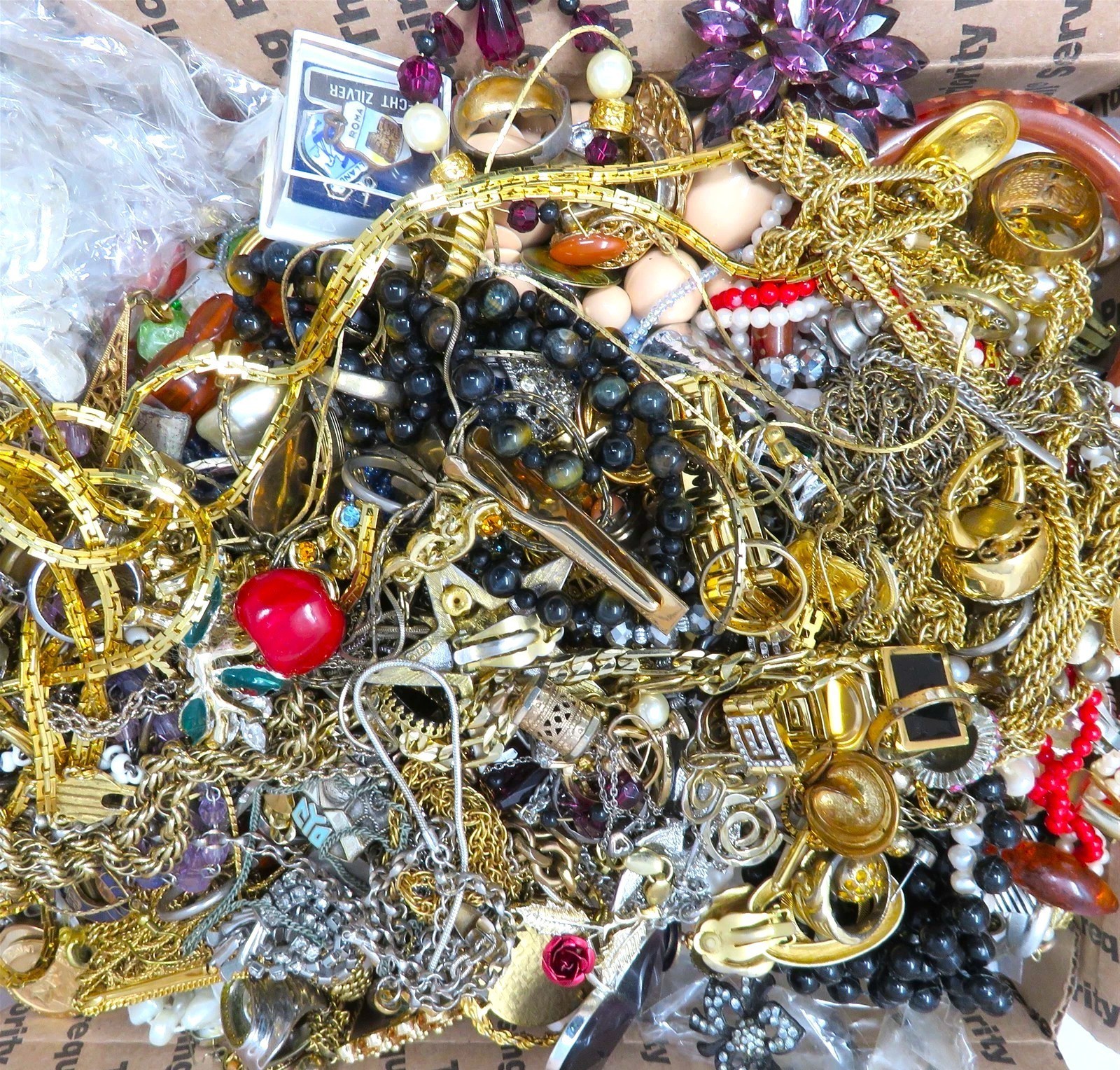 Tangled Jewelry Lot 3 Lbs Unsorted Unsearched Vintage & Modern Junk & Resale