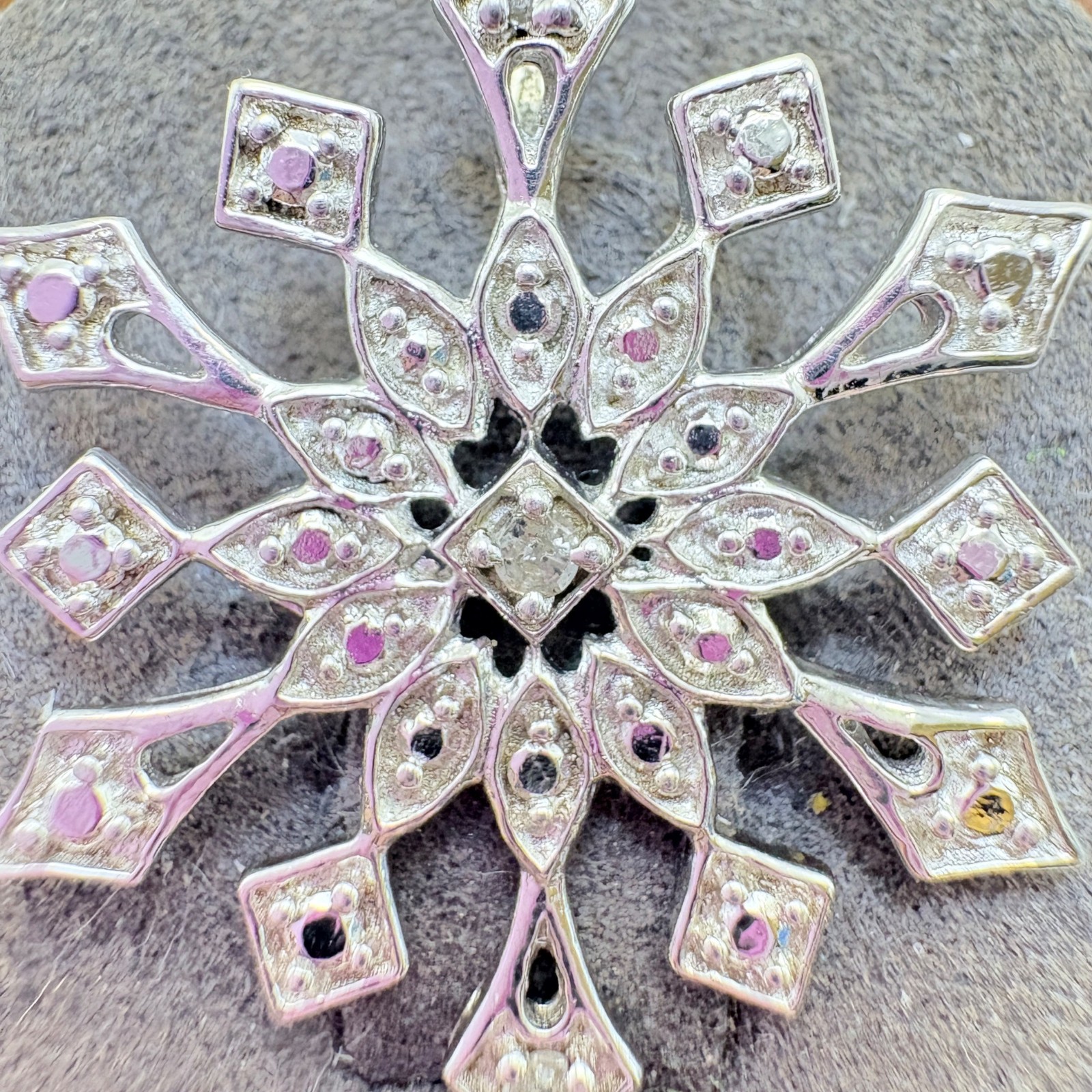 Illusion Stone Snowflake Pendant Sterling Silver 925 Size 0.75″ Length