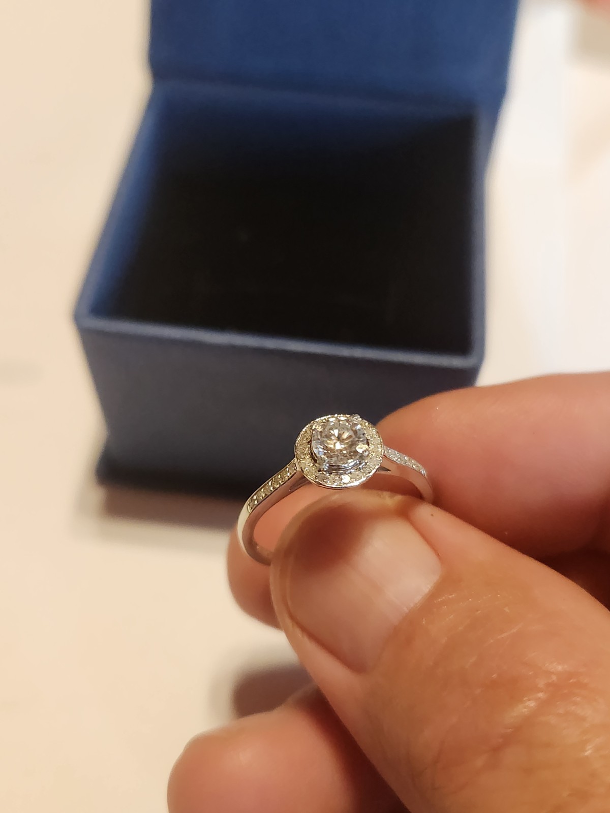 .6ctw GDGL certified natural African diamond white gold over 925 sliver ring 7.5