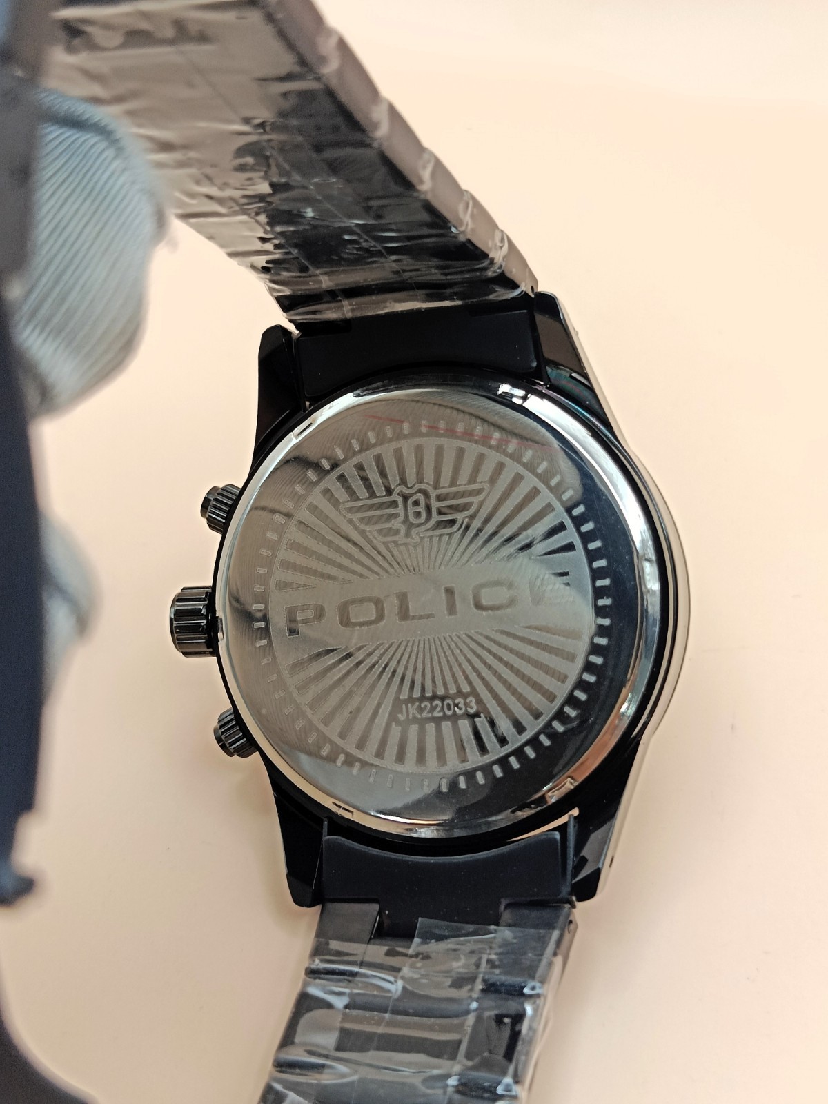 Police Date Indicator Black Dial Analog Refurbished Men’s Wrist Watch