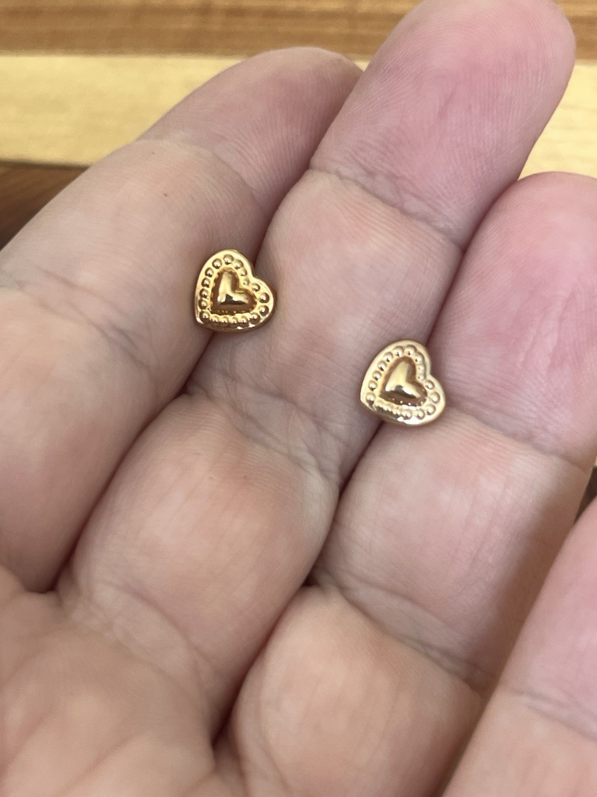 14K Solid Yellow Gold Heart Small Vintage Stud Earring With Gold Backs